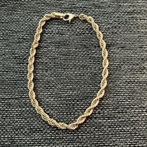 Alexa Leigh yellow gold chunky rope necklace 16”
